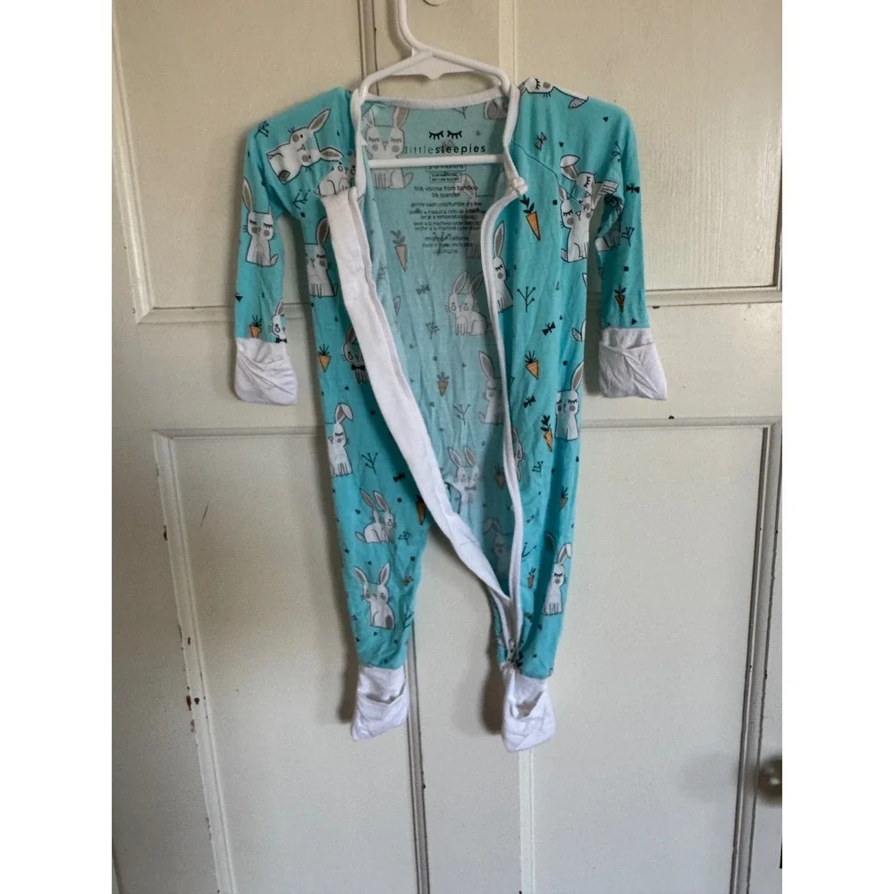 Little Sleepies OG Aqua Bunnies Bamboo Zippy Sleeper Size 3-6 months